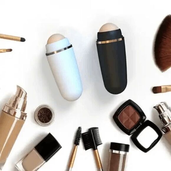 Face Oil Absorbing Roller Volcanic Stone - Picture 5 of 13